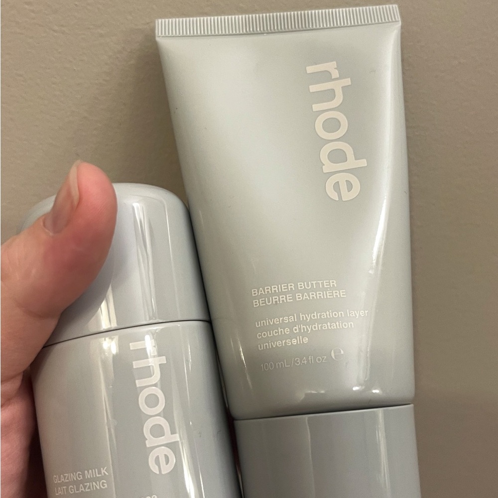 RHODE Barrier Butter & glazing milk